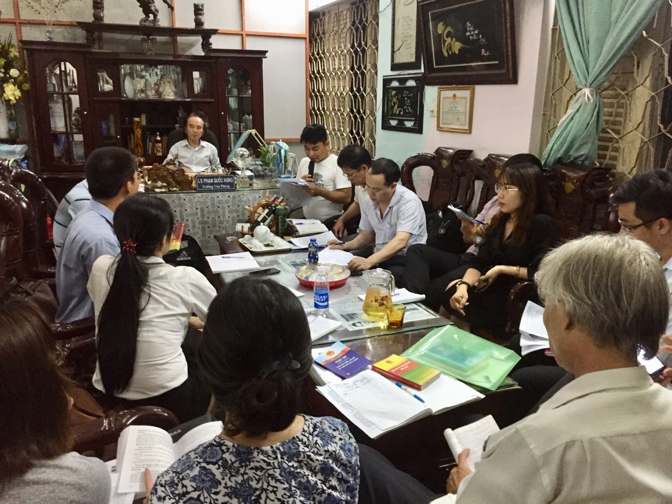 s2 Họp tại phòng luật sư Phạm Quốc Hưng